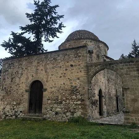 公寓 Kantara Flamoudi